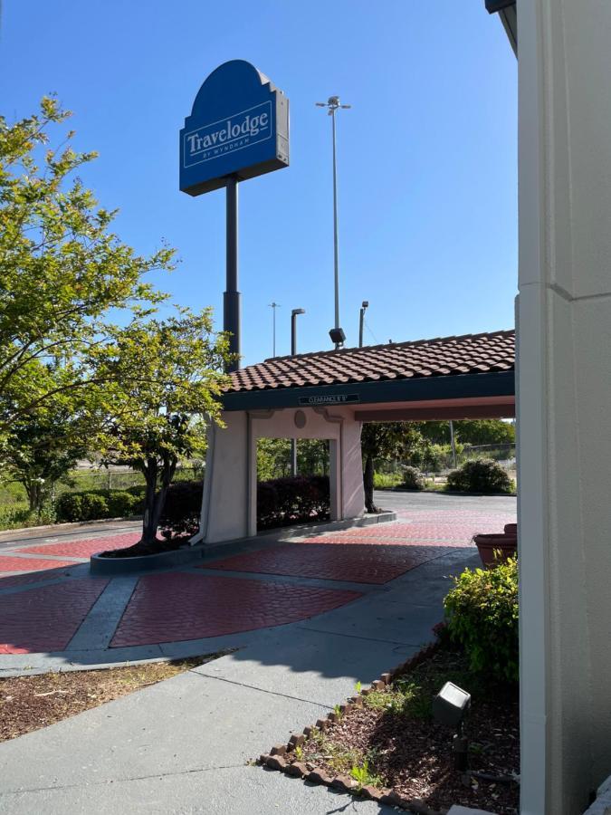 Travelodge By Wyndham Tuscaloosa Exterior foto